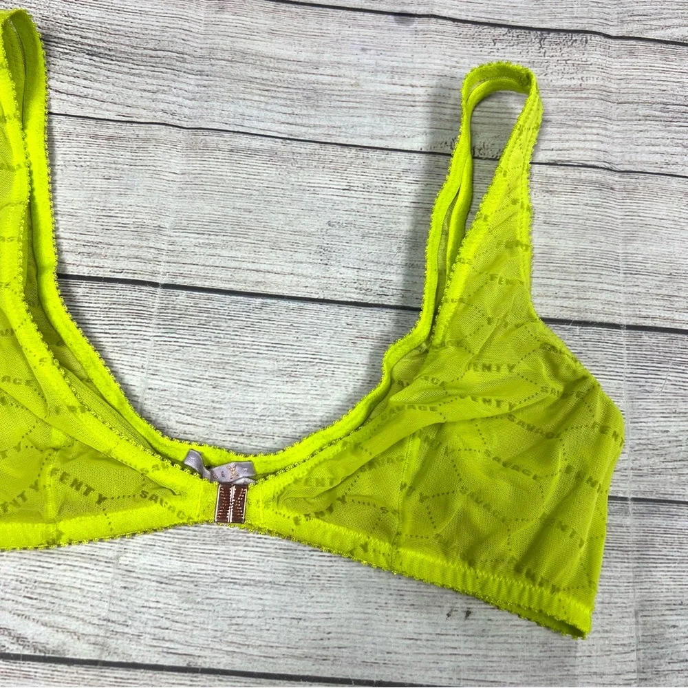 Savage x Fenty Womens Lime Green Logo Gold Front Clasp Bralette Size L Retro